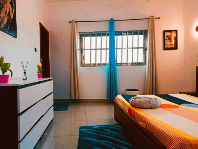 1 Chambre salon meublé à Cadjèhoun