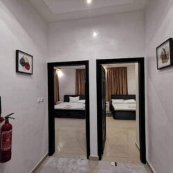 Entrée personnelle meublée Agla