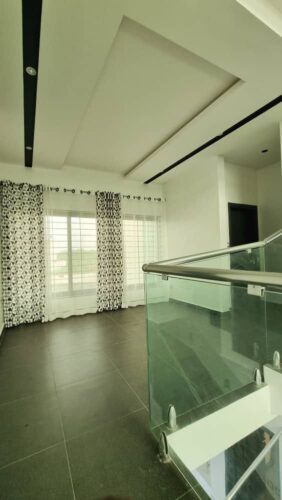 Luxueuse villa meublée Fidjrossè