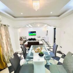 Villa meublée avec piscine Cotonou Agla