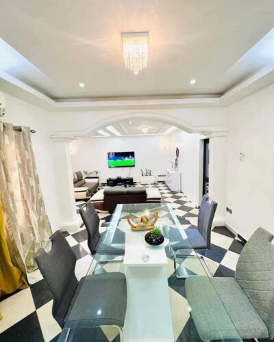 Villa meublée avec piscine Cotonou Agla