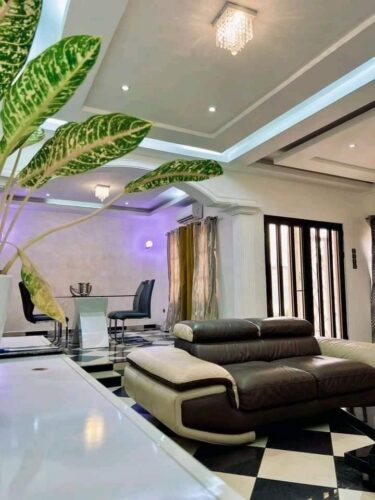 Villa meublée avec piscine Cotonou Agla