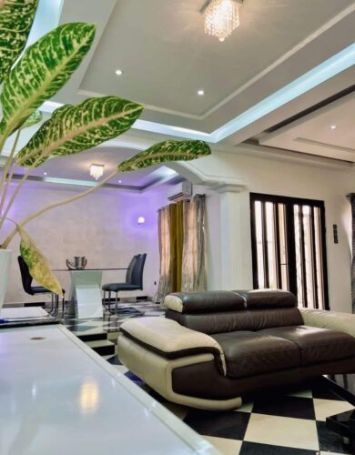 Villa meublée avec piscine Cotonou Agla