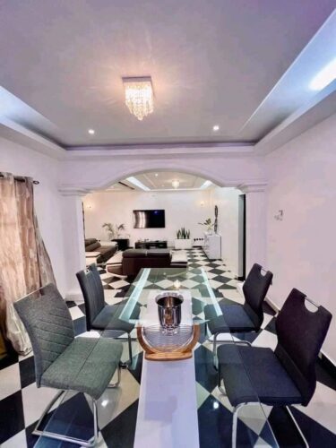 Villa meublée avec piscine Cotonou Agla